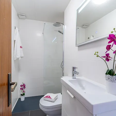 Basic Comfort Gran Reserva 0103 * Empuriabrava